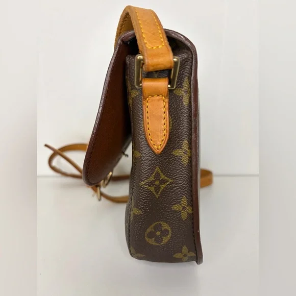 Louis Vuitton Saint Cloud MM Monogram Crossbody Bag St. Cloud - Picture 6 of 15